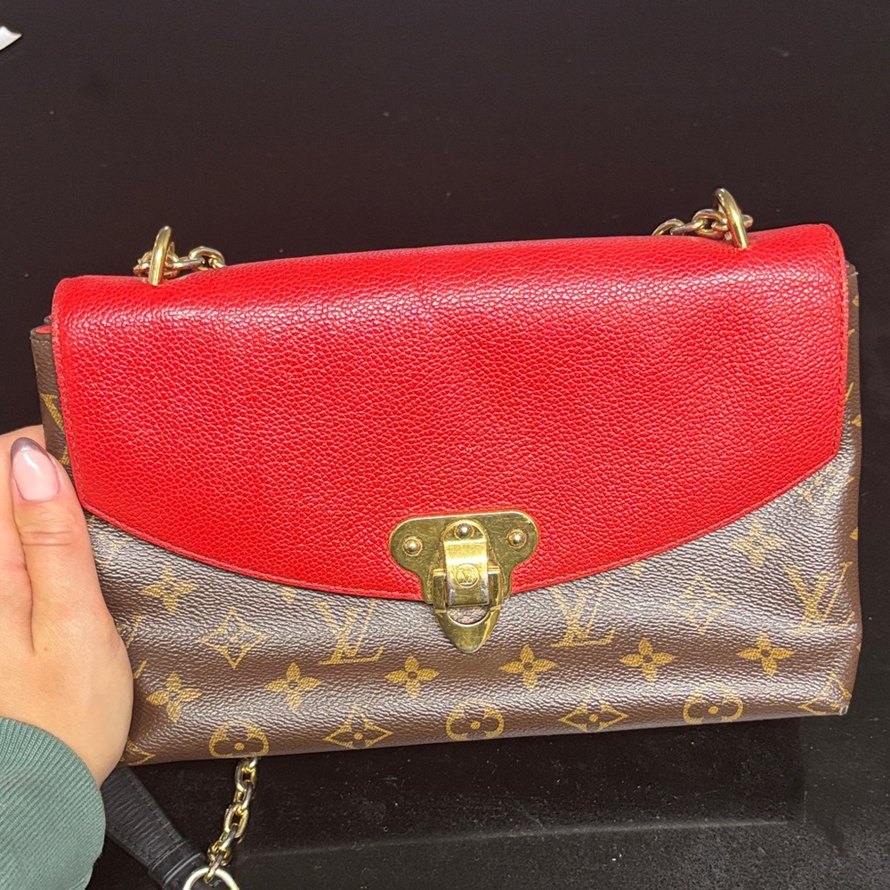 LOUIS VUITTON
Cerise Monogram Canvas Saint-Placide Crossbody Bag